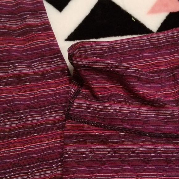 Lululemon leggings 4 long - Picture 2 of 7